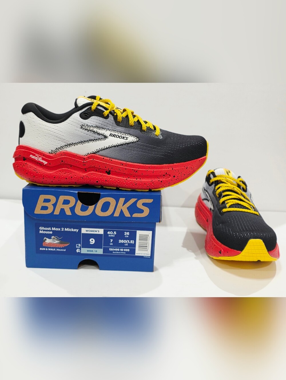 Brooks Ghost Max 2 MICKEY MOUSE RunDisney 2025 Red Black Women's Wide 9 D New